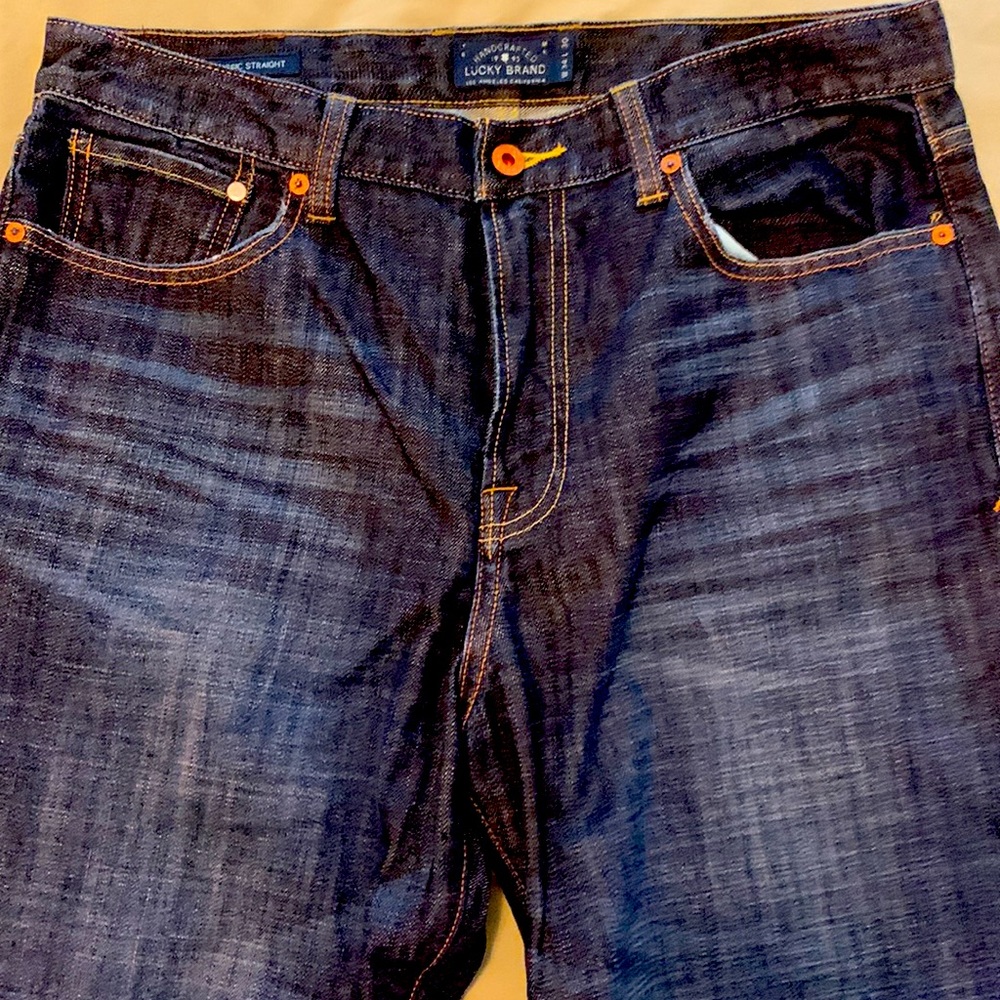 LUCKY BRAND 329 Classic Straight Leg Jean